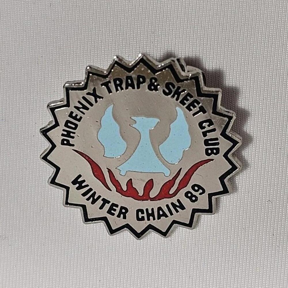 Vintage 1989 Phoenix Trap & Skeet Club Winter Chain Award Lapel Hat Pin